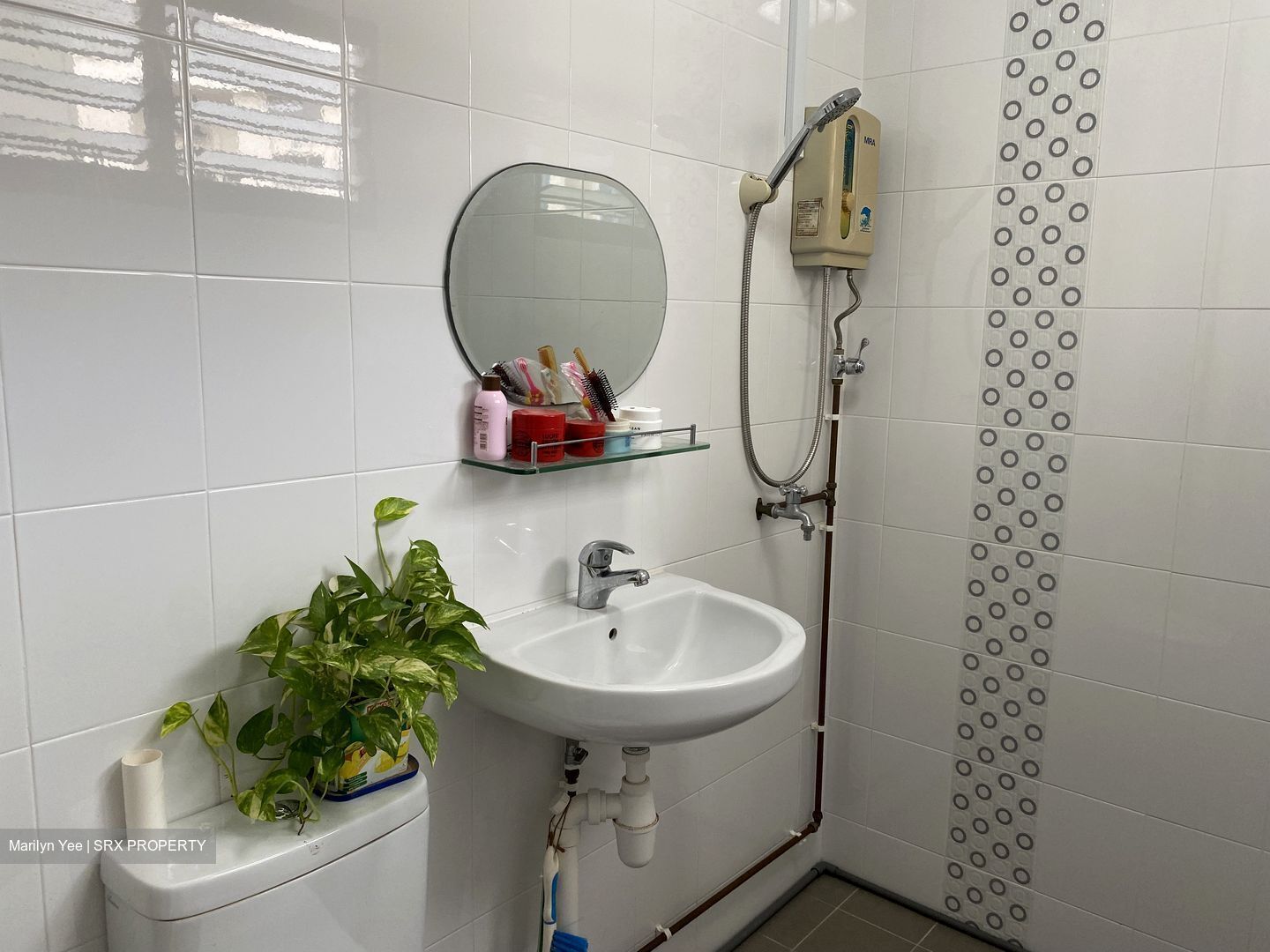 Serangoon Avenue 3 thumbnail photo